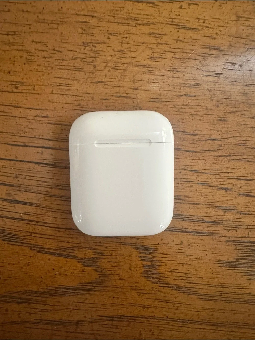 Apple 2nd generation air pods and case